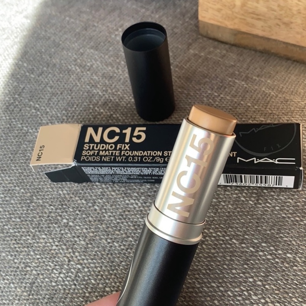 NEW MAC Studio Fix Foundation Stick | NC15